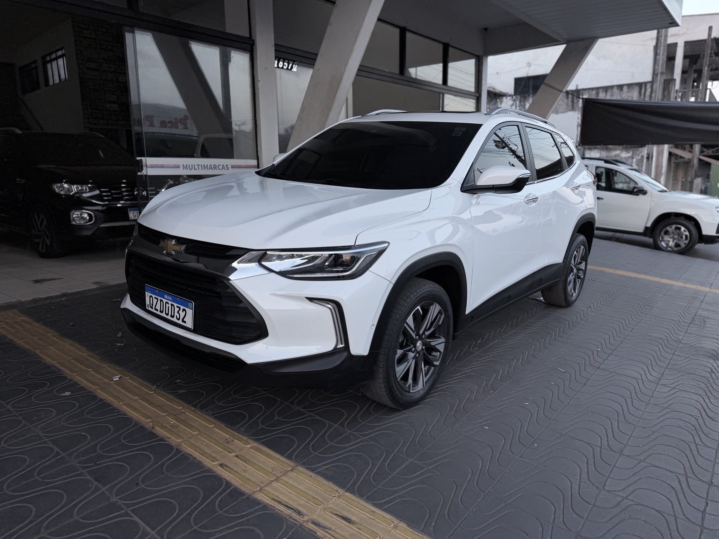 CHEVROLET TRACKER