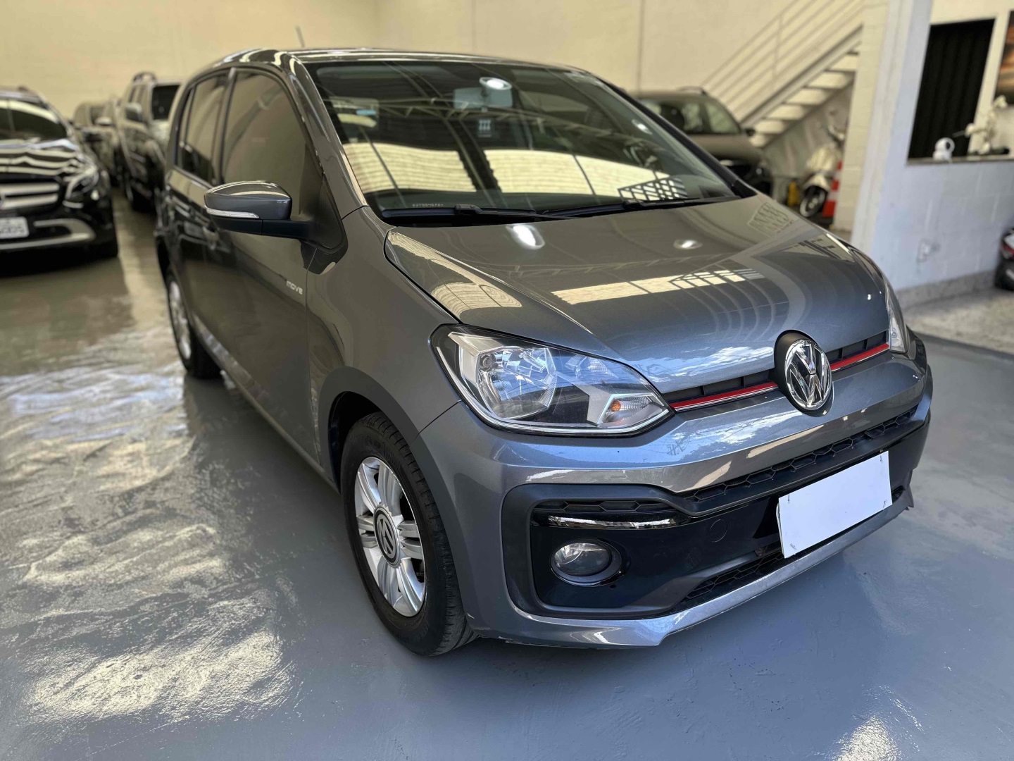 VOLKSWAGEN UP