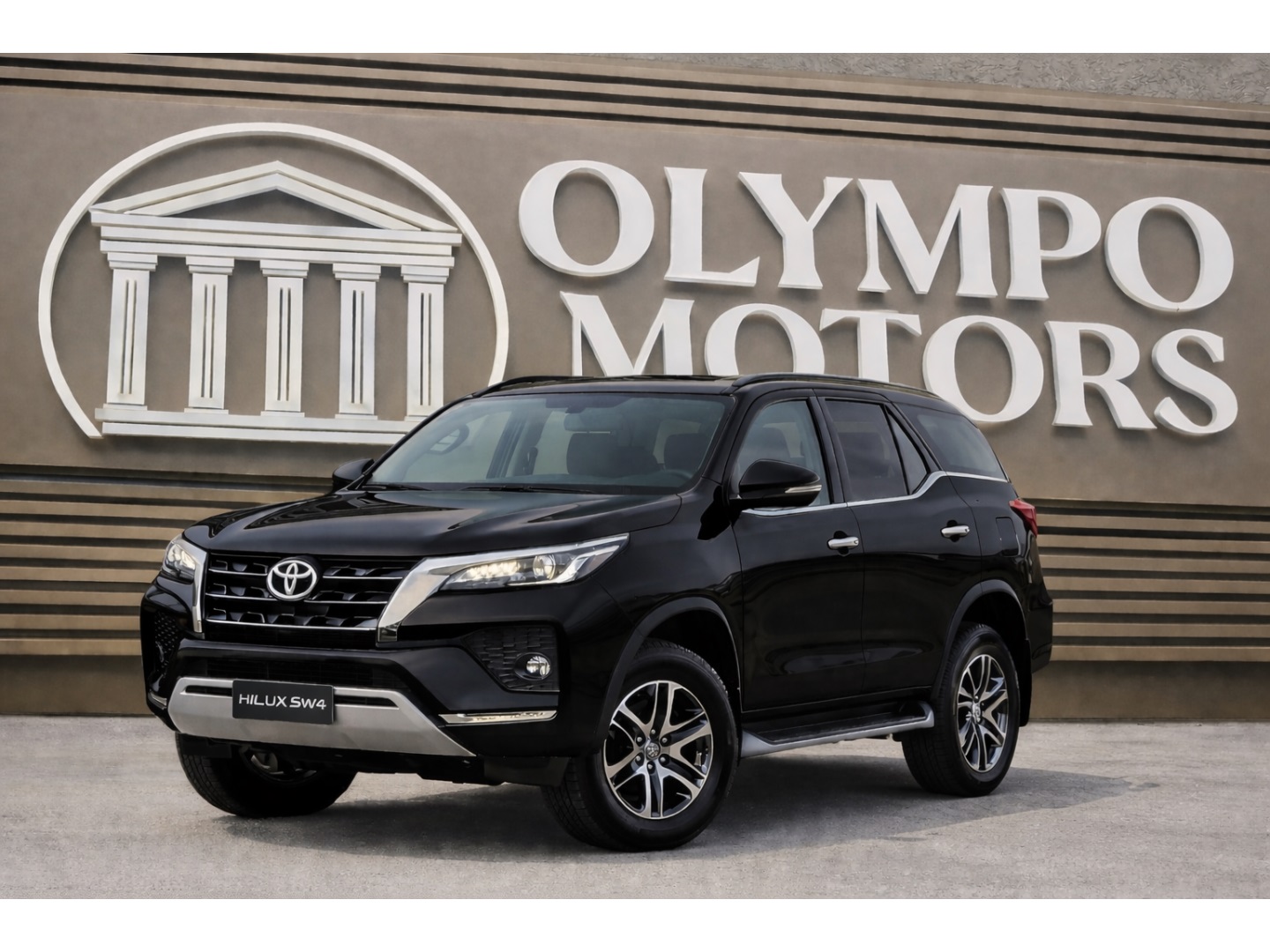 TOYOTA HILUX SW4 2.8 D-4D TURBO DIESEL SRX PLATINUM 7L 4X4 AUTOMÁTICO