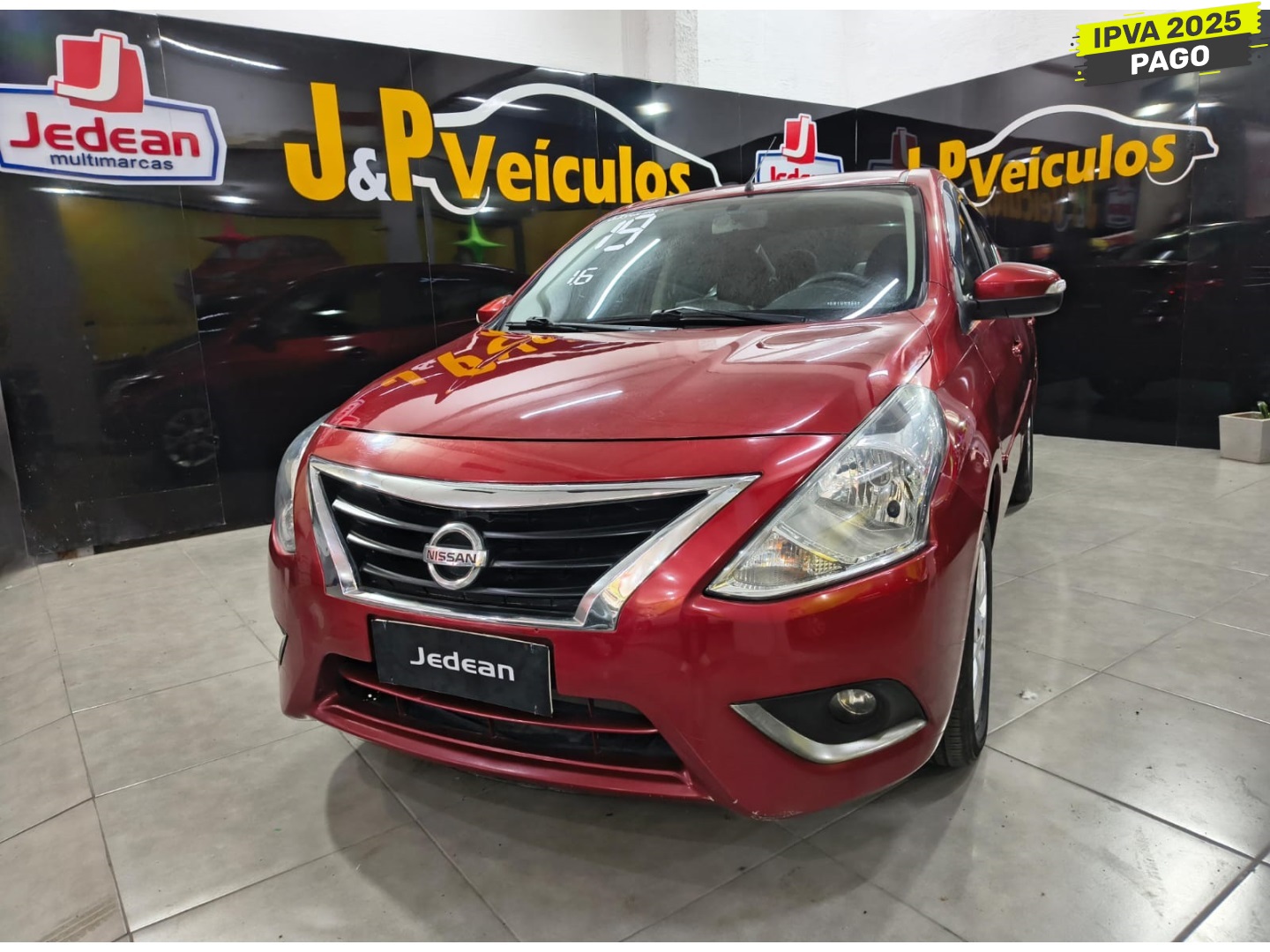 NISSAN VERSA