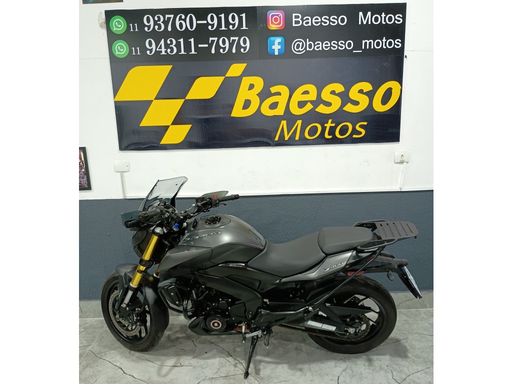 BAJAJ DOMINAR 400 