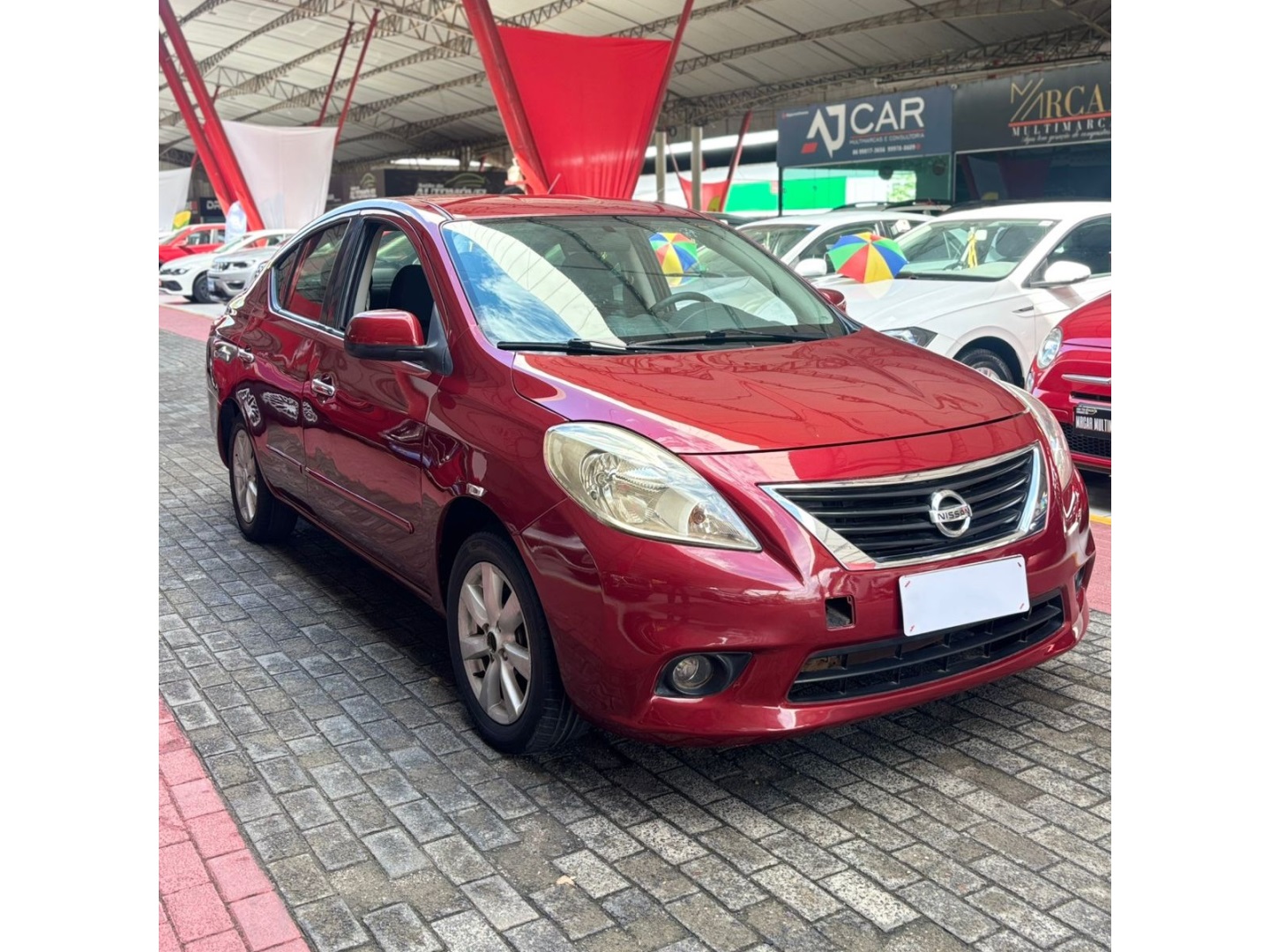 NISSAN VERSA