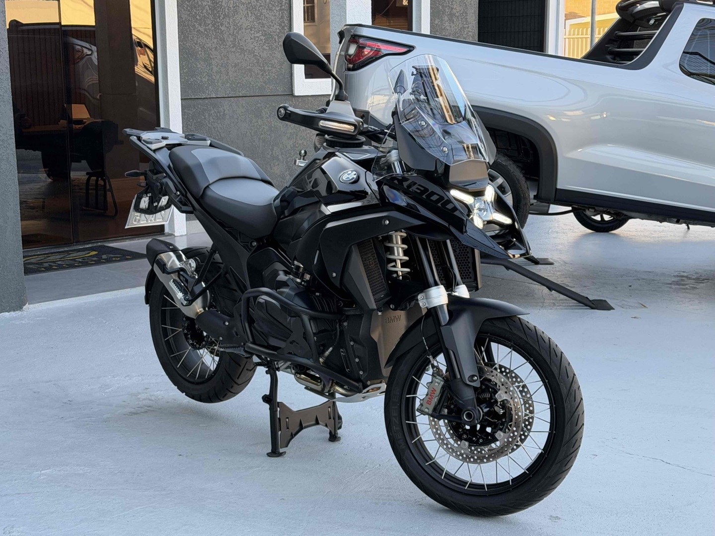 BMW R 1300 GS TRIPLE BLACK