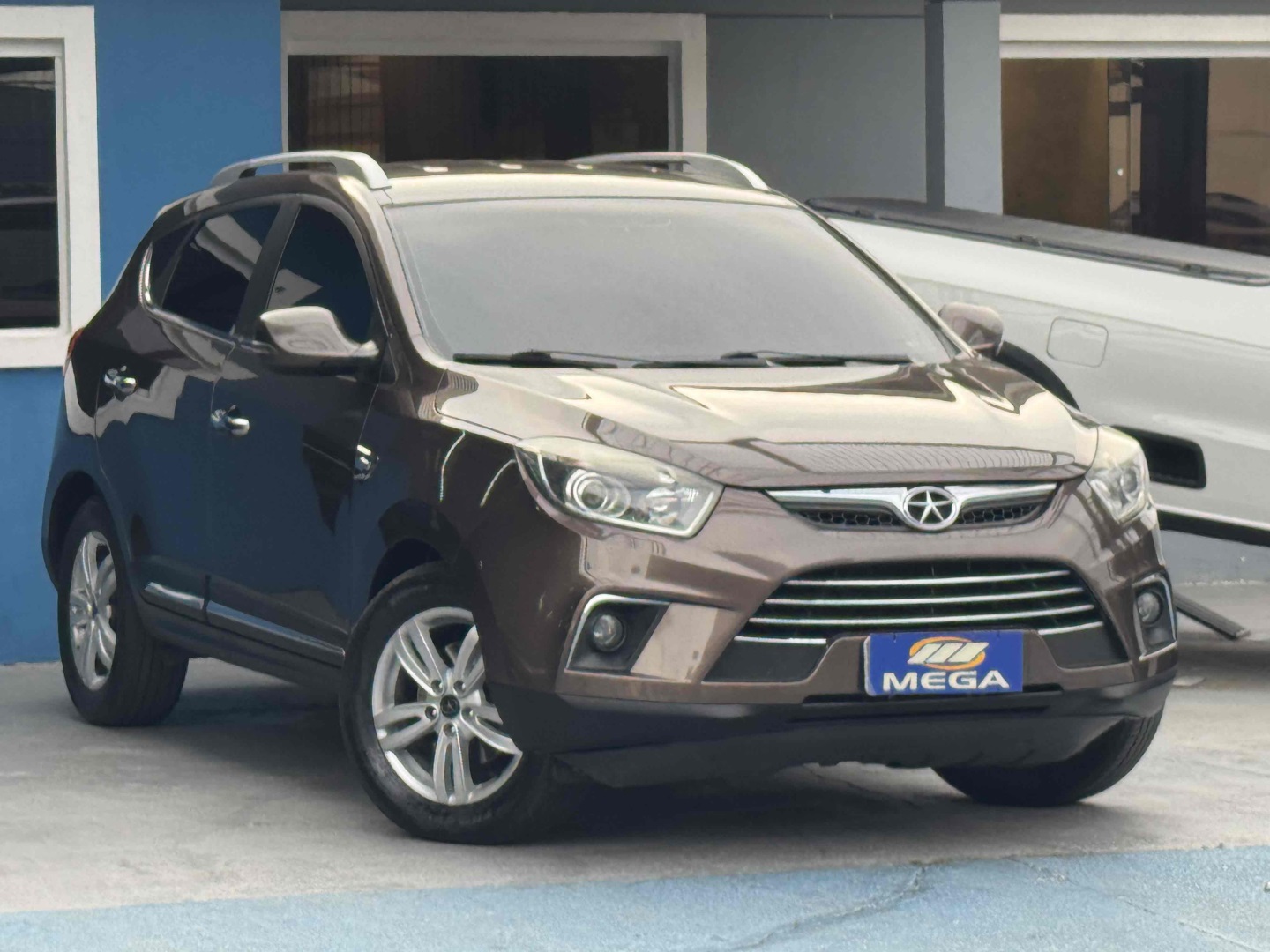 JAC T6