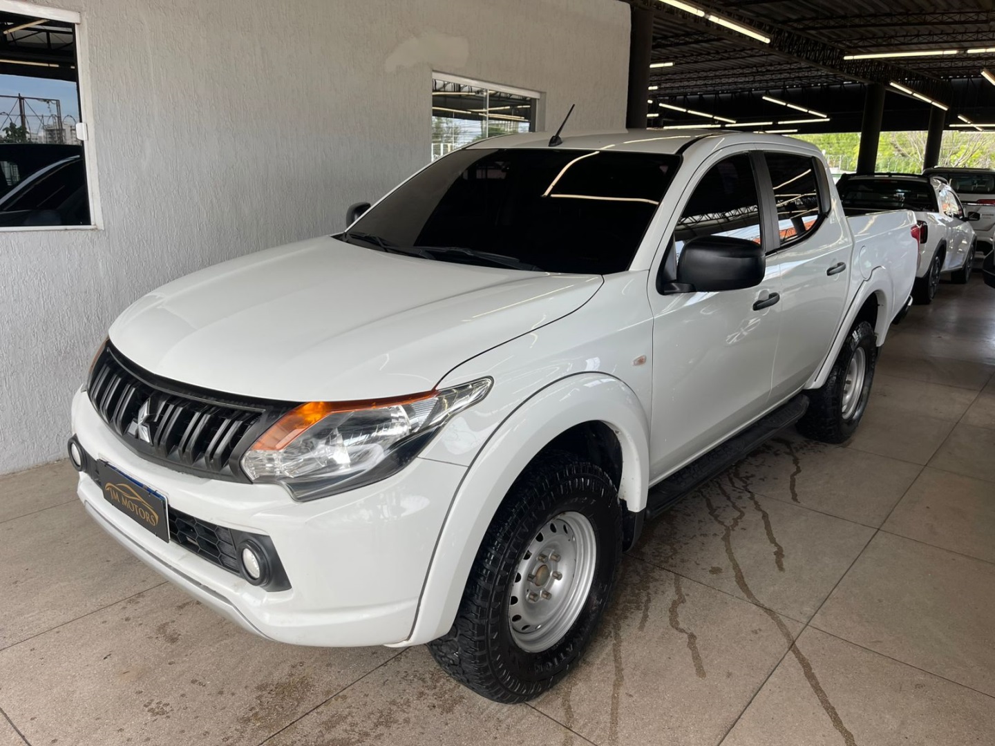MITSUBISHI L200 TRITON