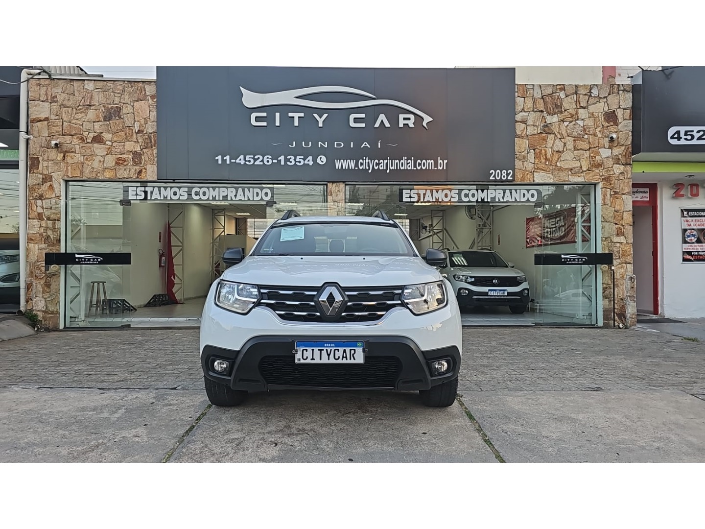 RENAULT DUSTER