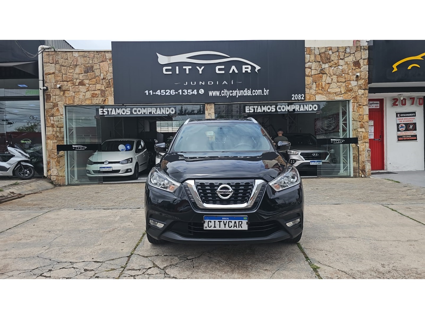 NISSAN KICKS