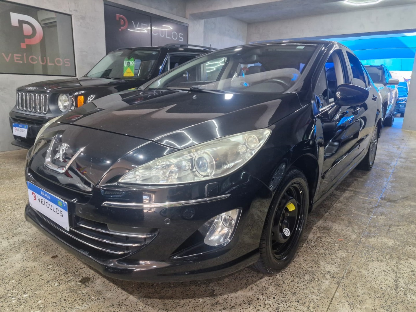 PEUGEOT 408