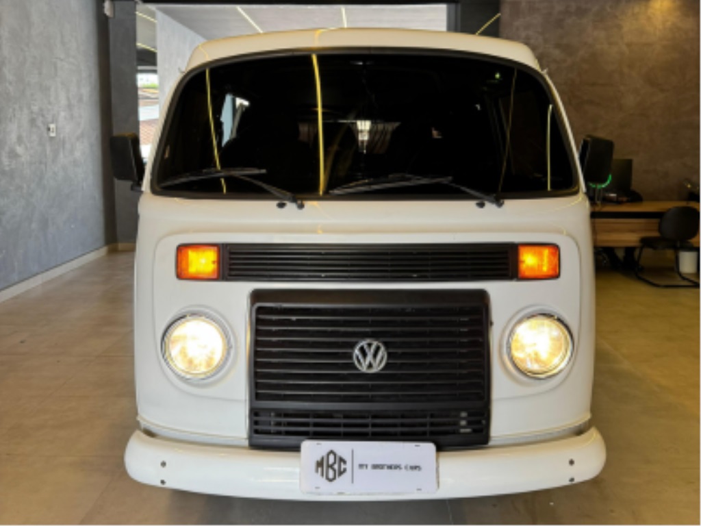 VOLKSWAGEN KOMBI