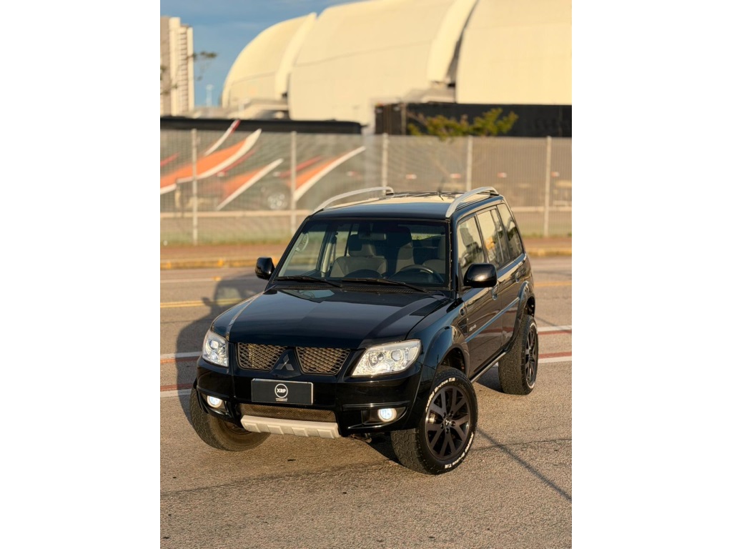 MITSUBISHI PAJERO TR4