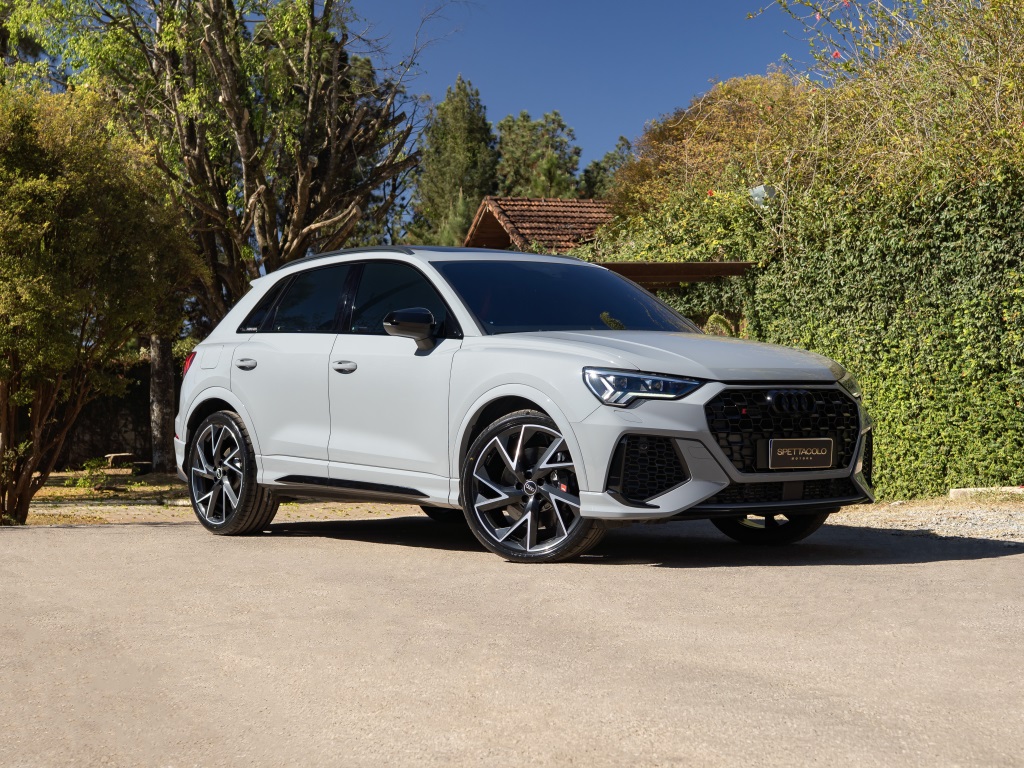 AUDI RS Q3