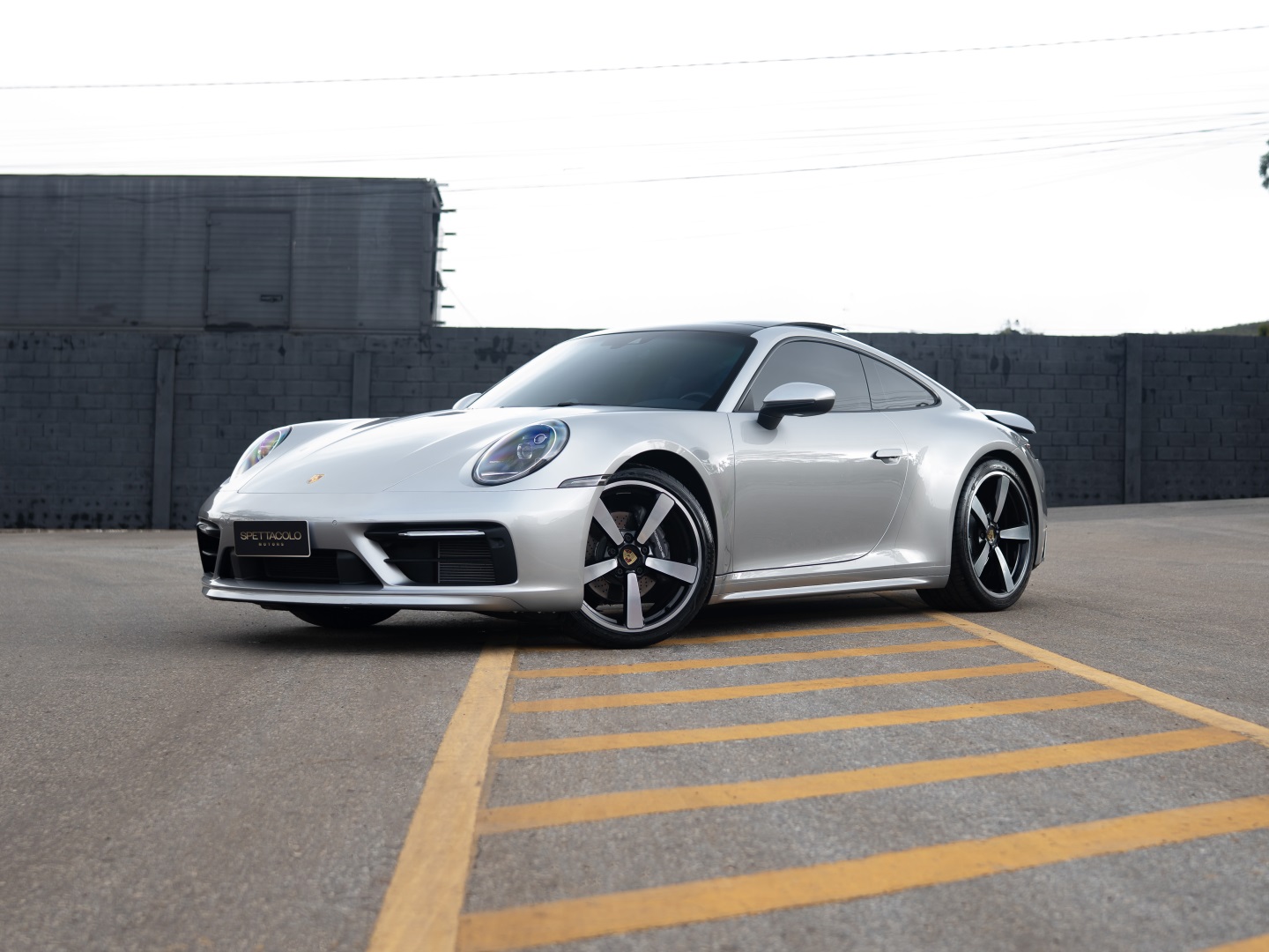 PORSCHE 911