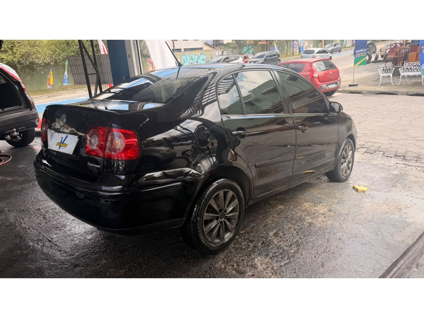 Volkswagen Polo Sedan Sedan 1.6 Mi 8V Flex 4P Automatizado - foto 3