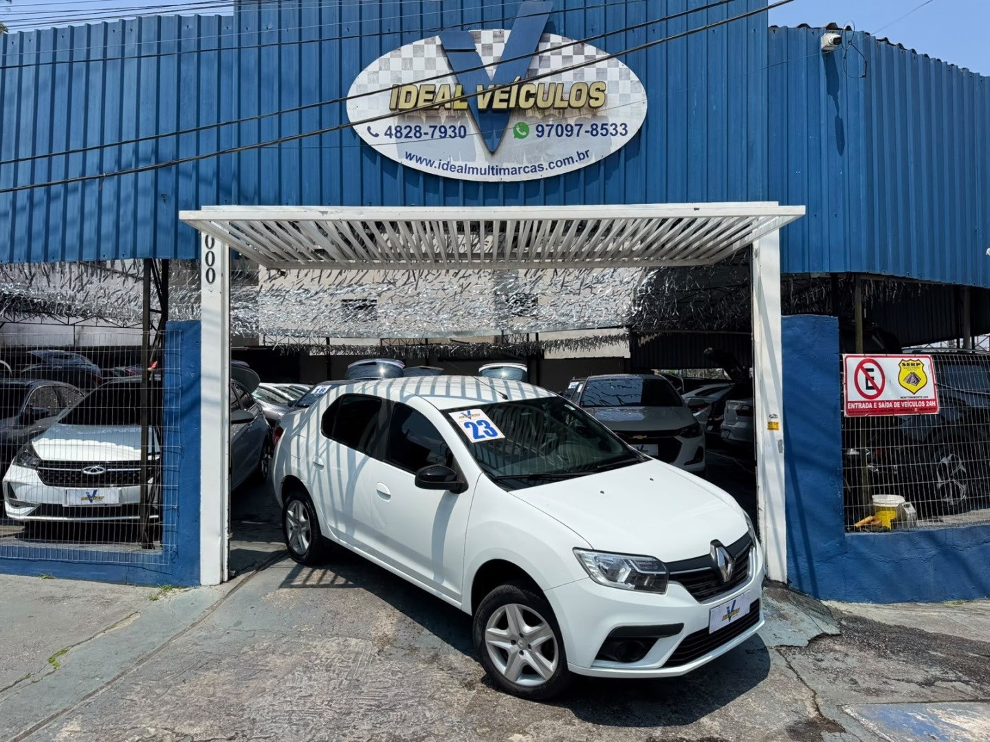 RENAULT LOGAN