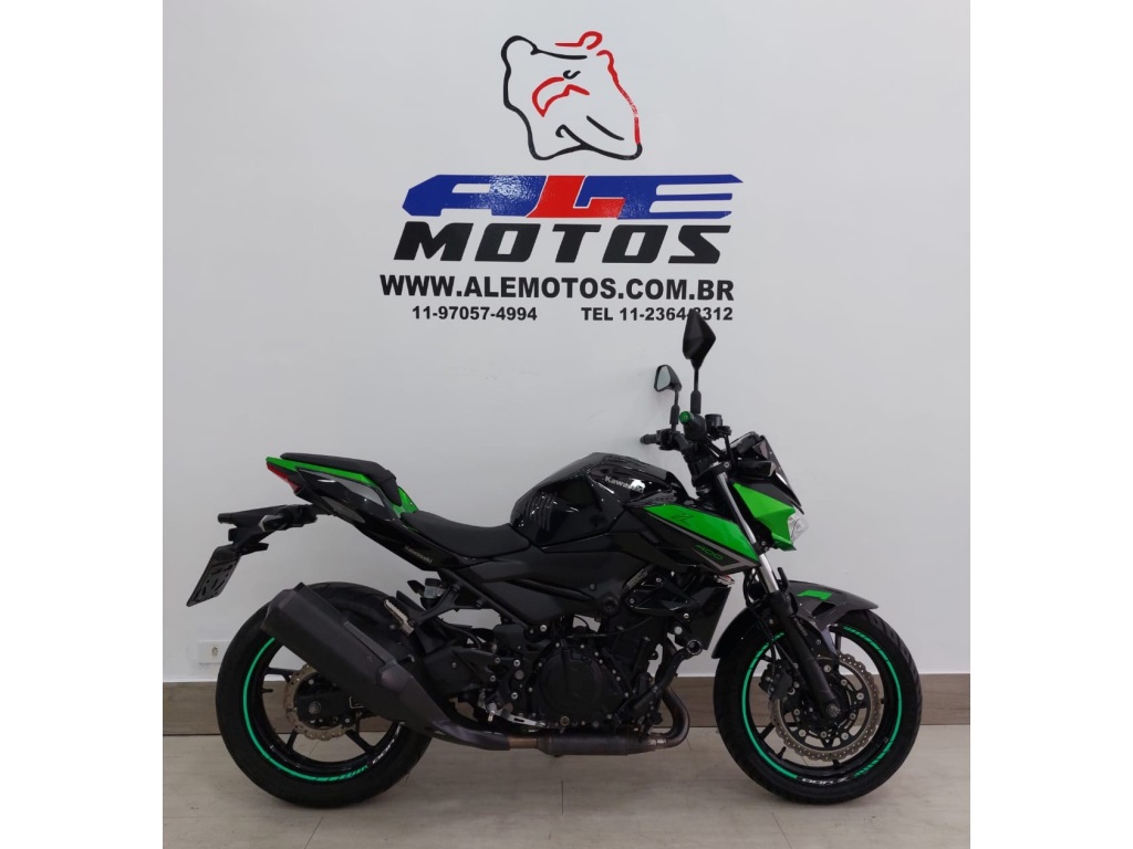 KAWASAKI Z400