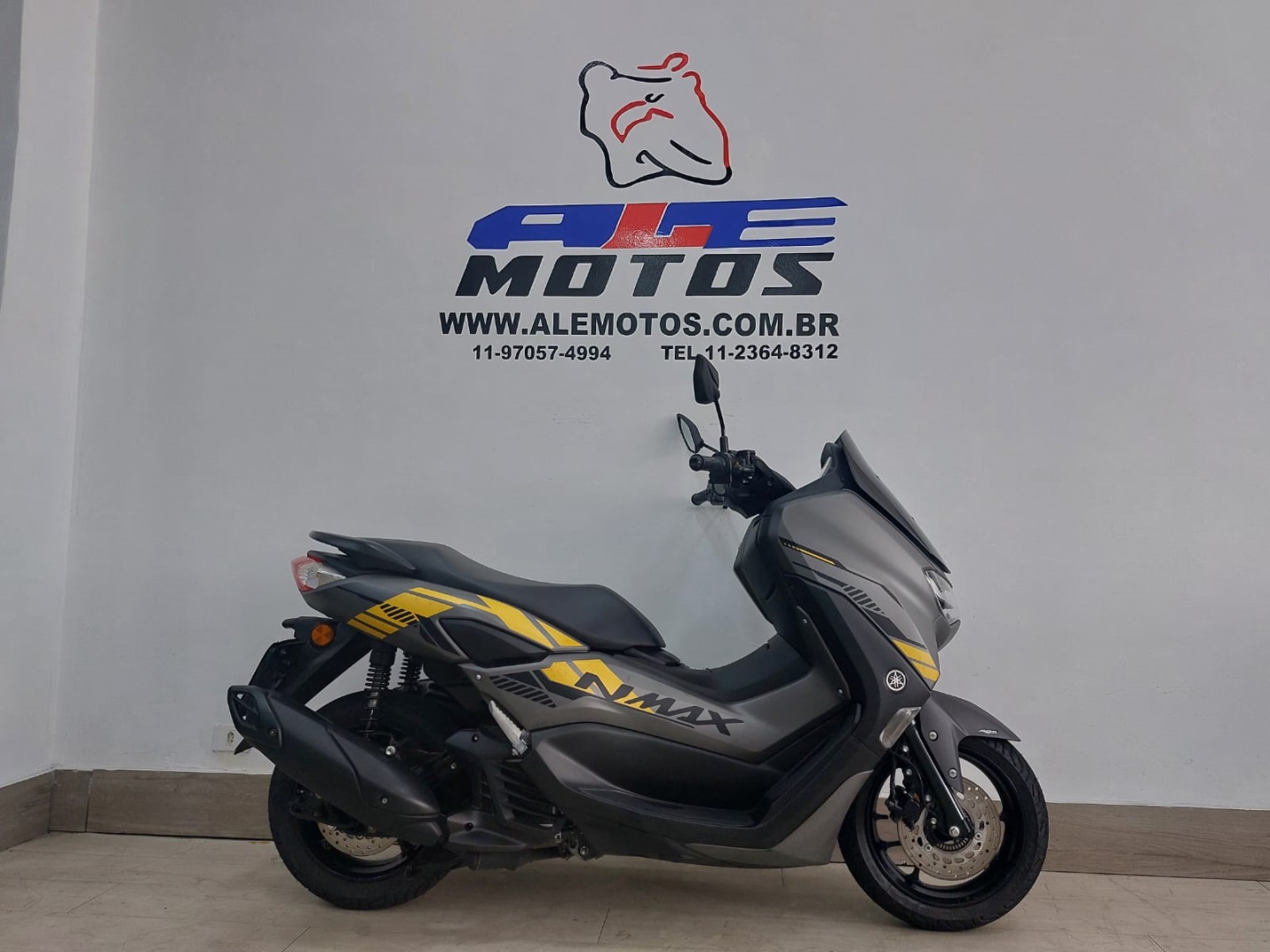 YAMAHA NMAX CONNECTED 160 SE ABS