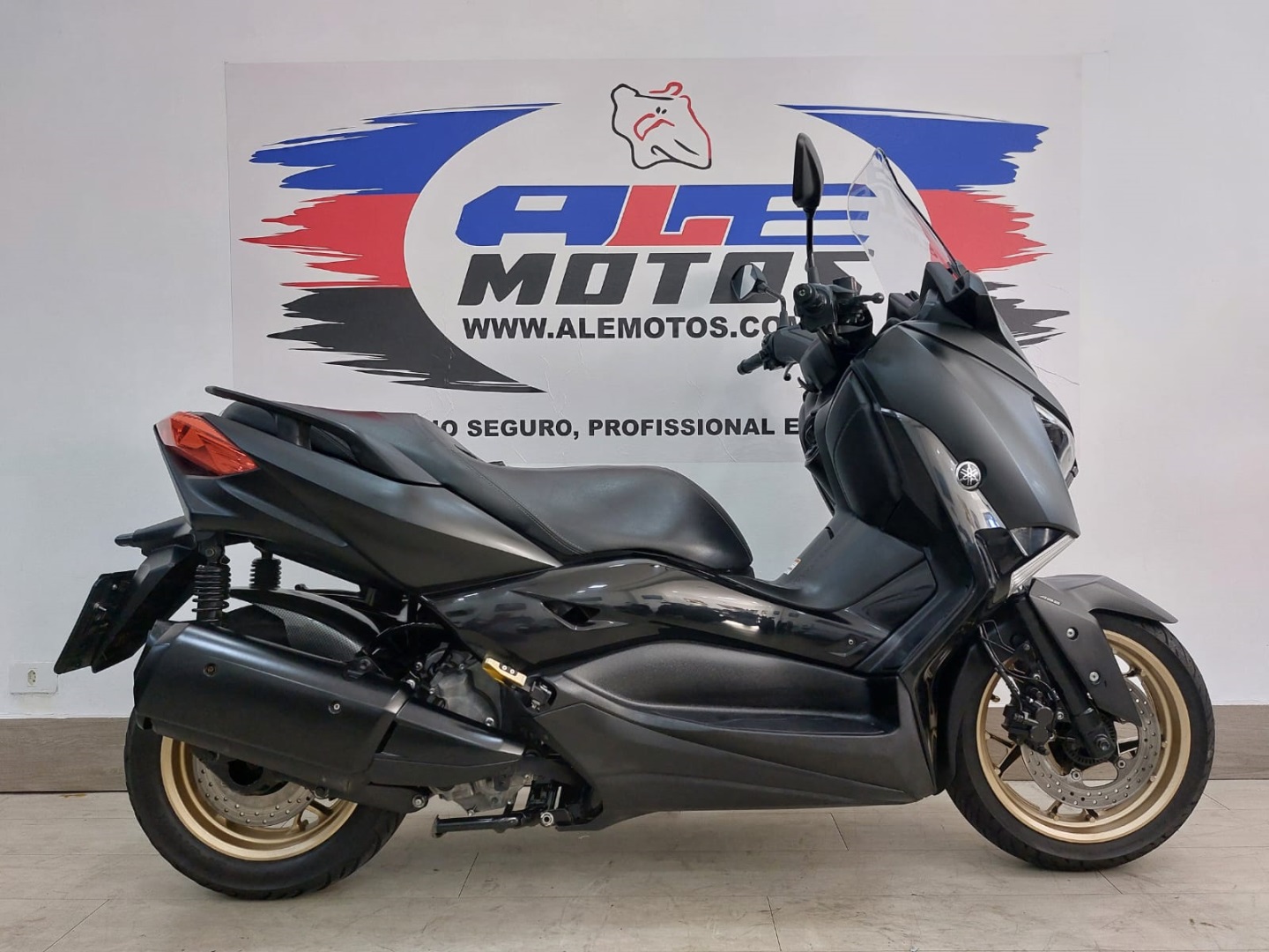 YAMAHA XMAX 250 ABS