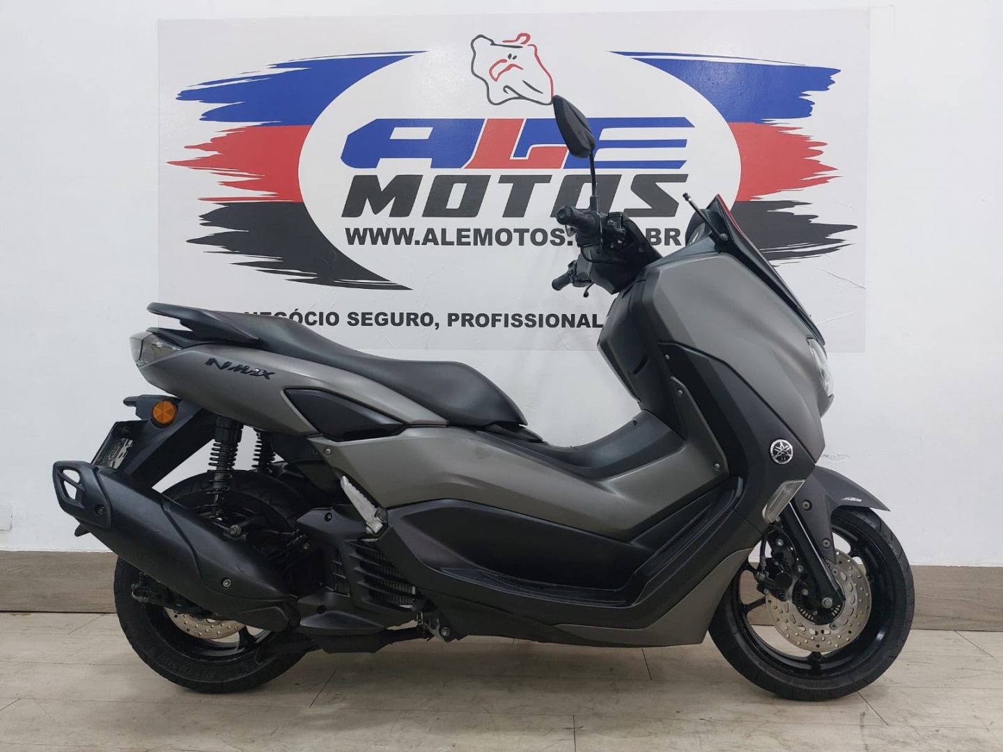 YAMAHA NMAX CONNECTED 160 ABS