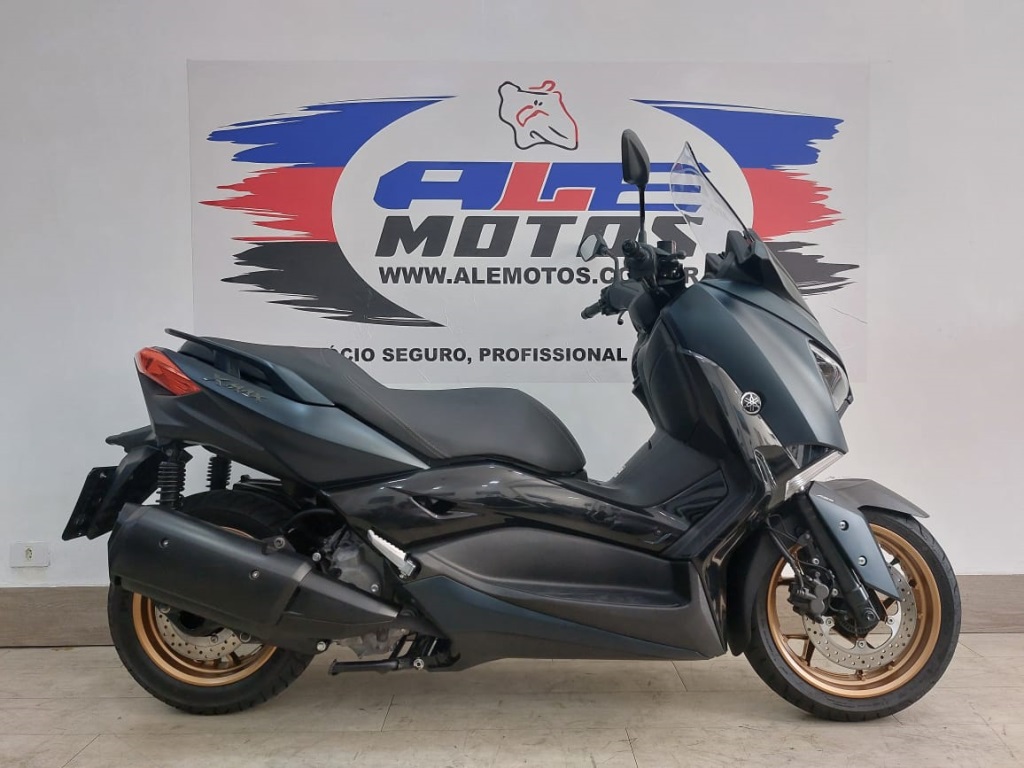 YAMAHA XMAX 250 ABS