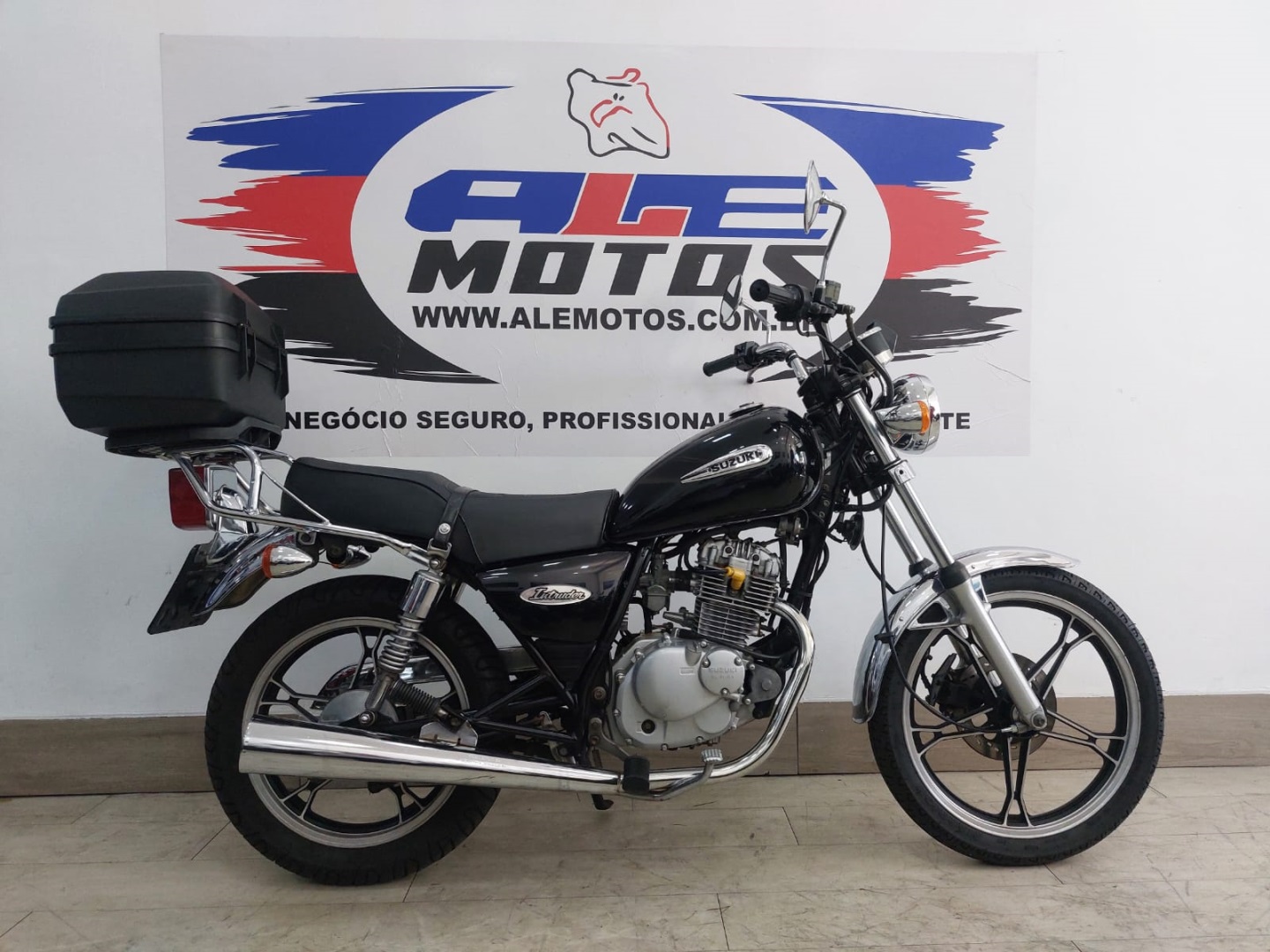 SUZUKI INTRUDER 125