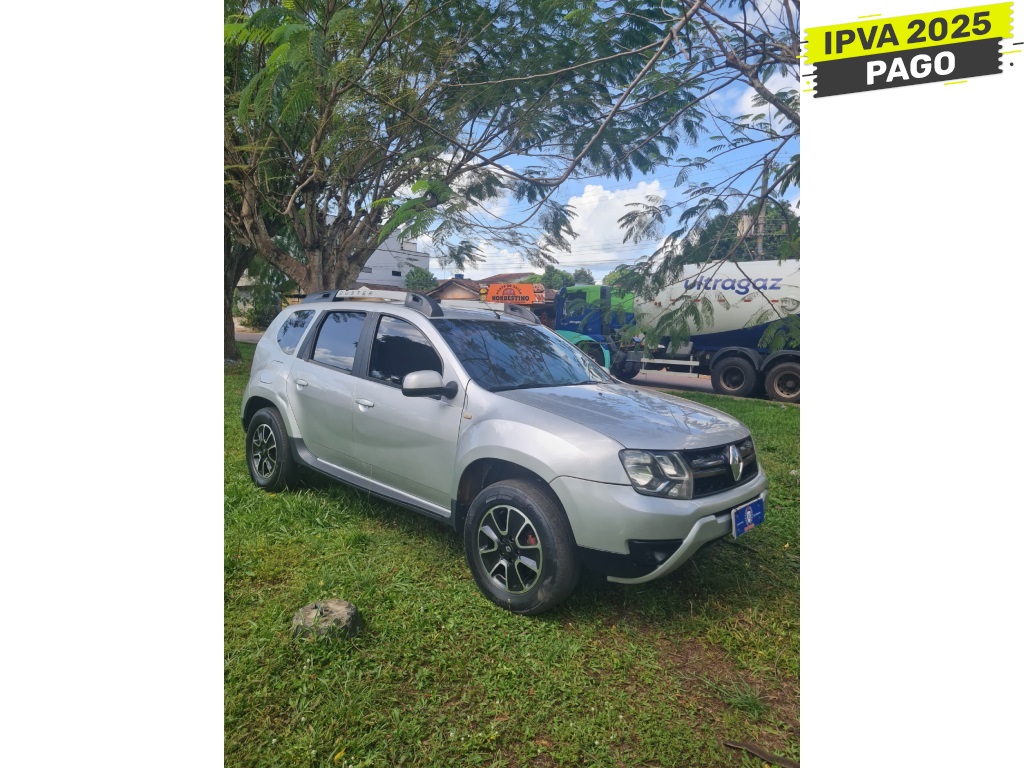 RENAULT DUSTER