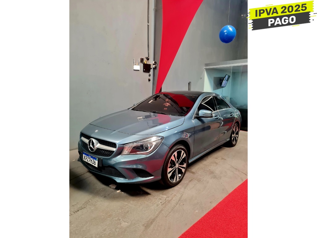 MERCEDES-BENZ CLA 200