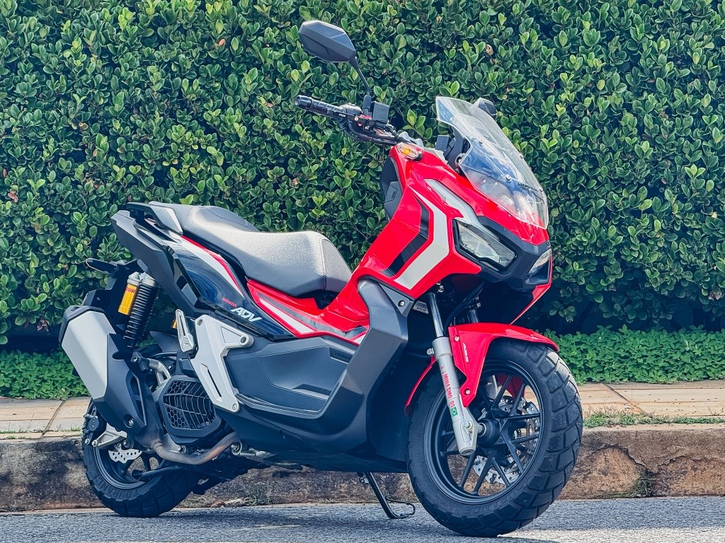 HONDA ADV 150