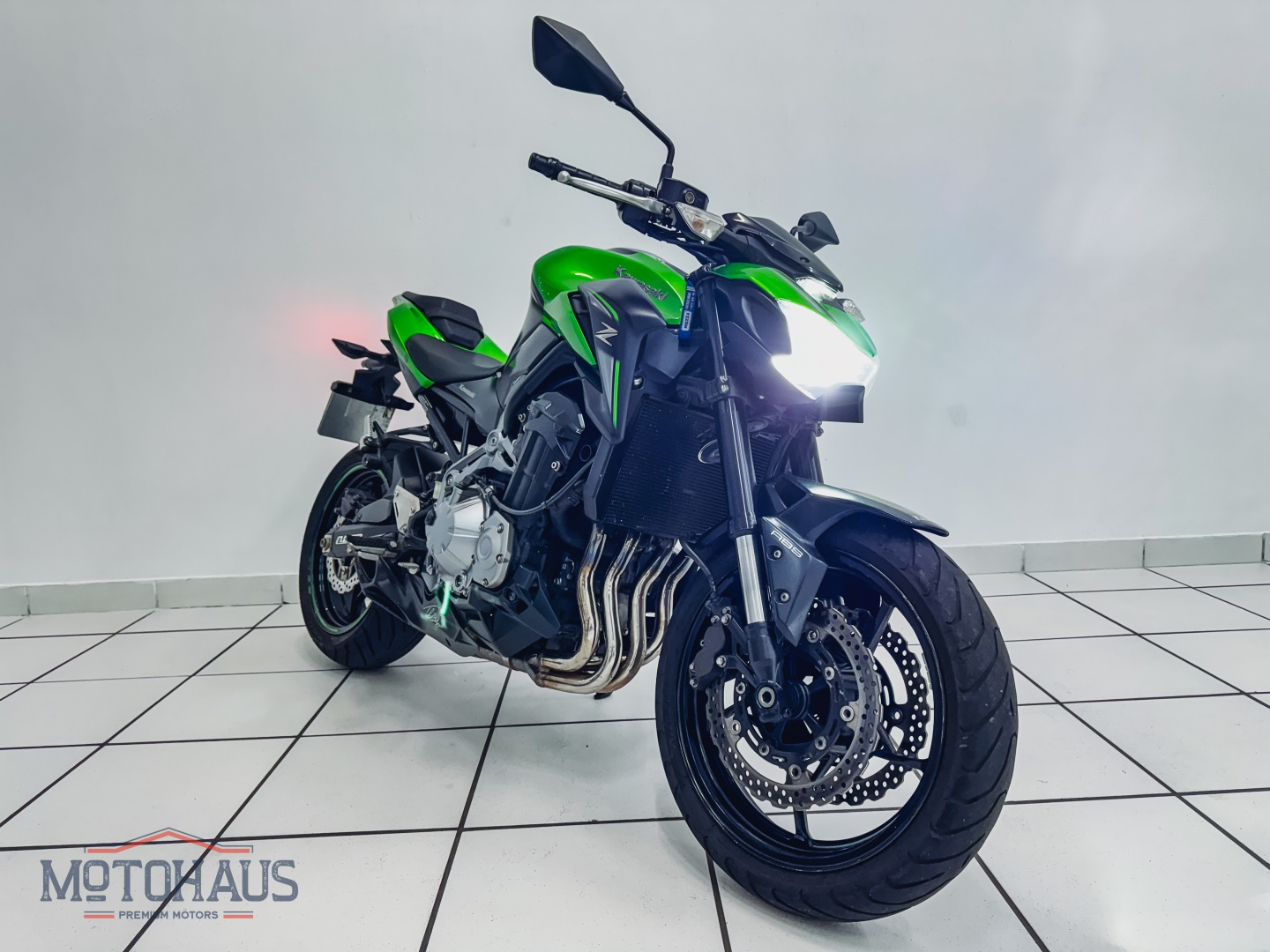 KAWASAKI Z900