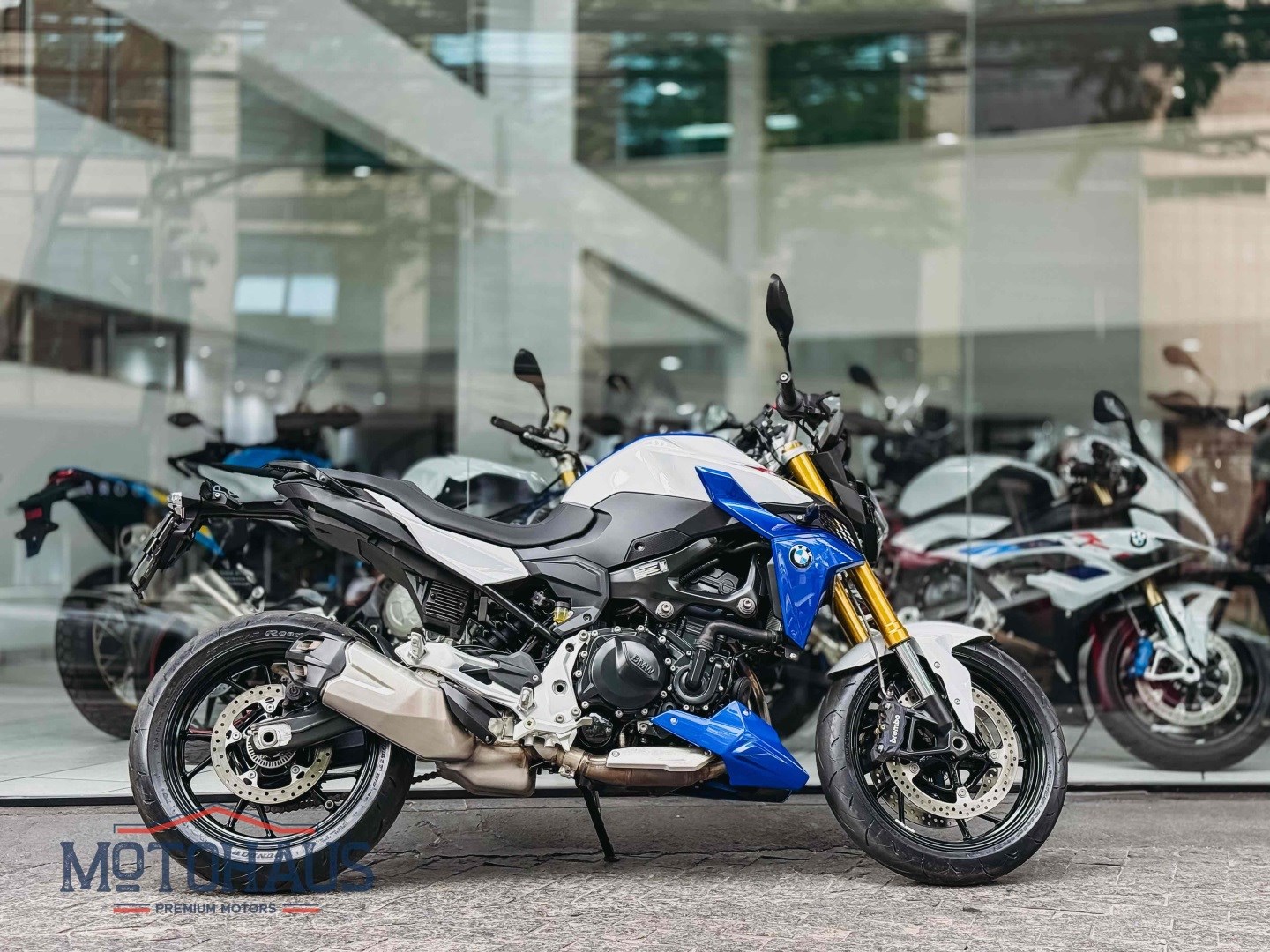 BMW F 900 R SPORT PLUS