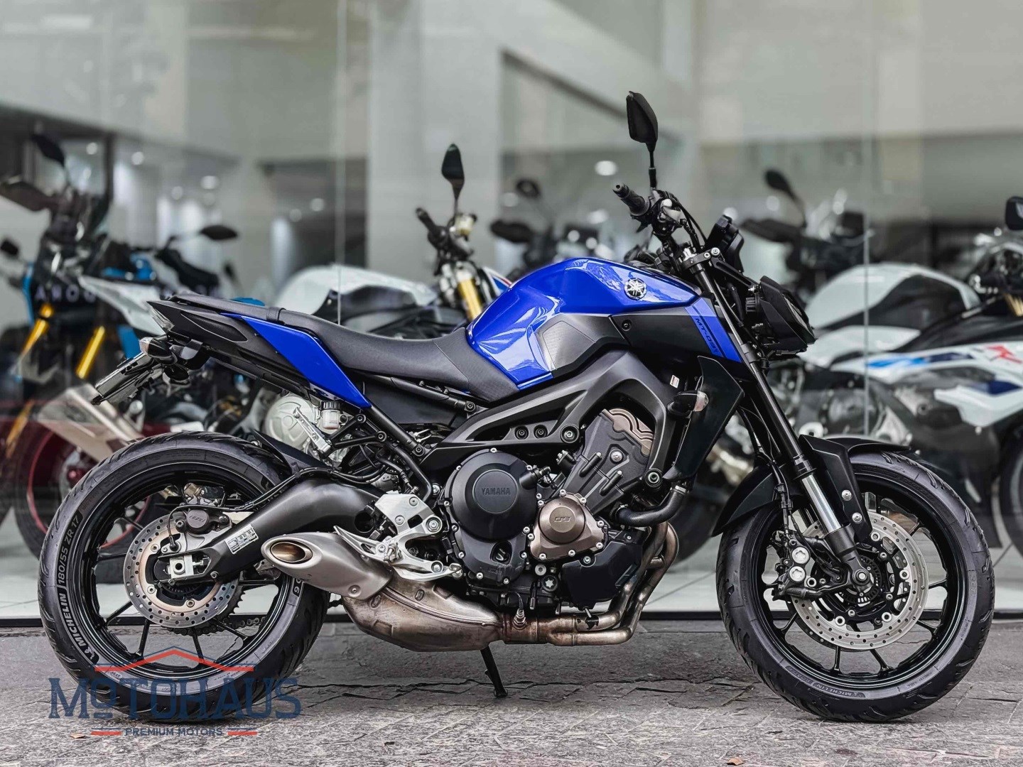 YAMAHA MT-09