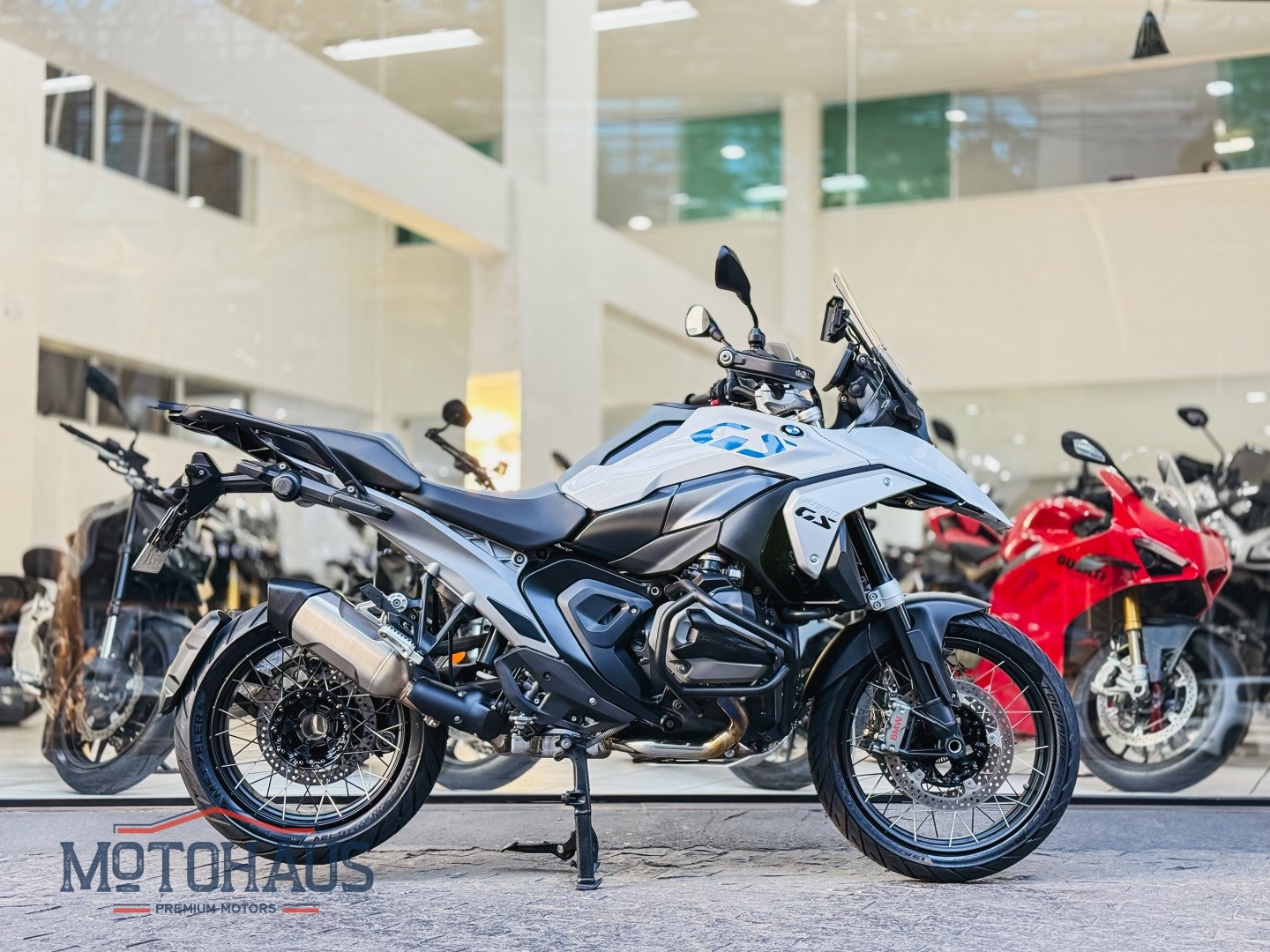 BMW R 1300 GS PLUS