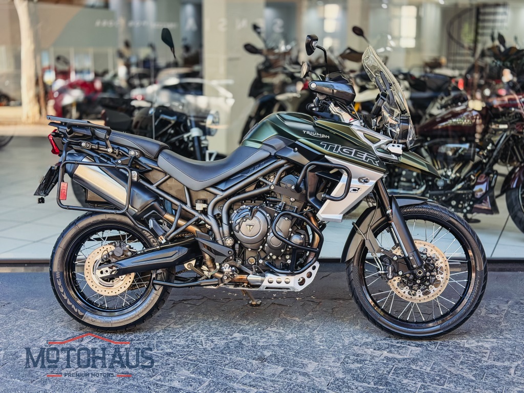 TRIUMPH TIGER 800 XCA