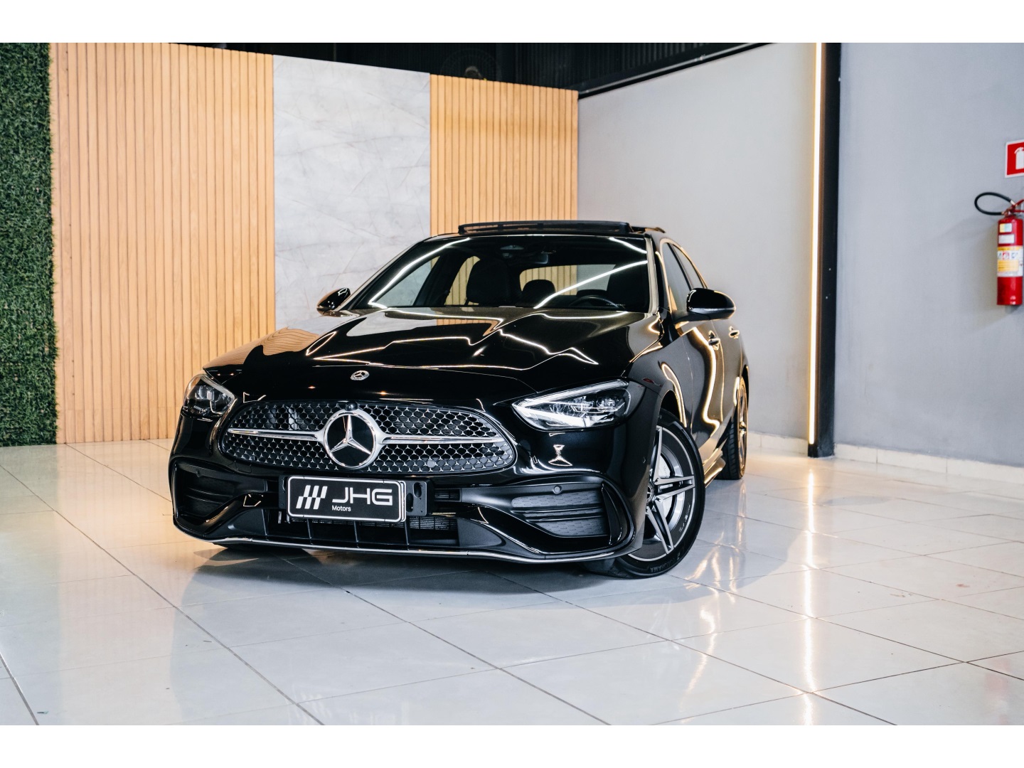 MERCEDES-BENZ C 200