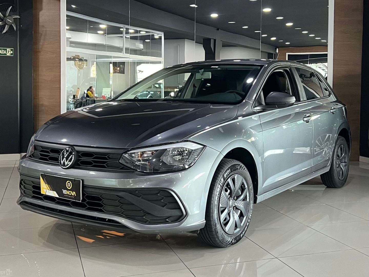 VOLKSWAGEN POLO