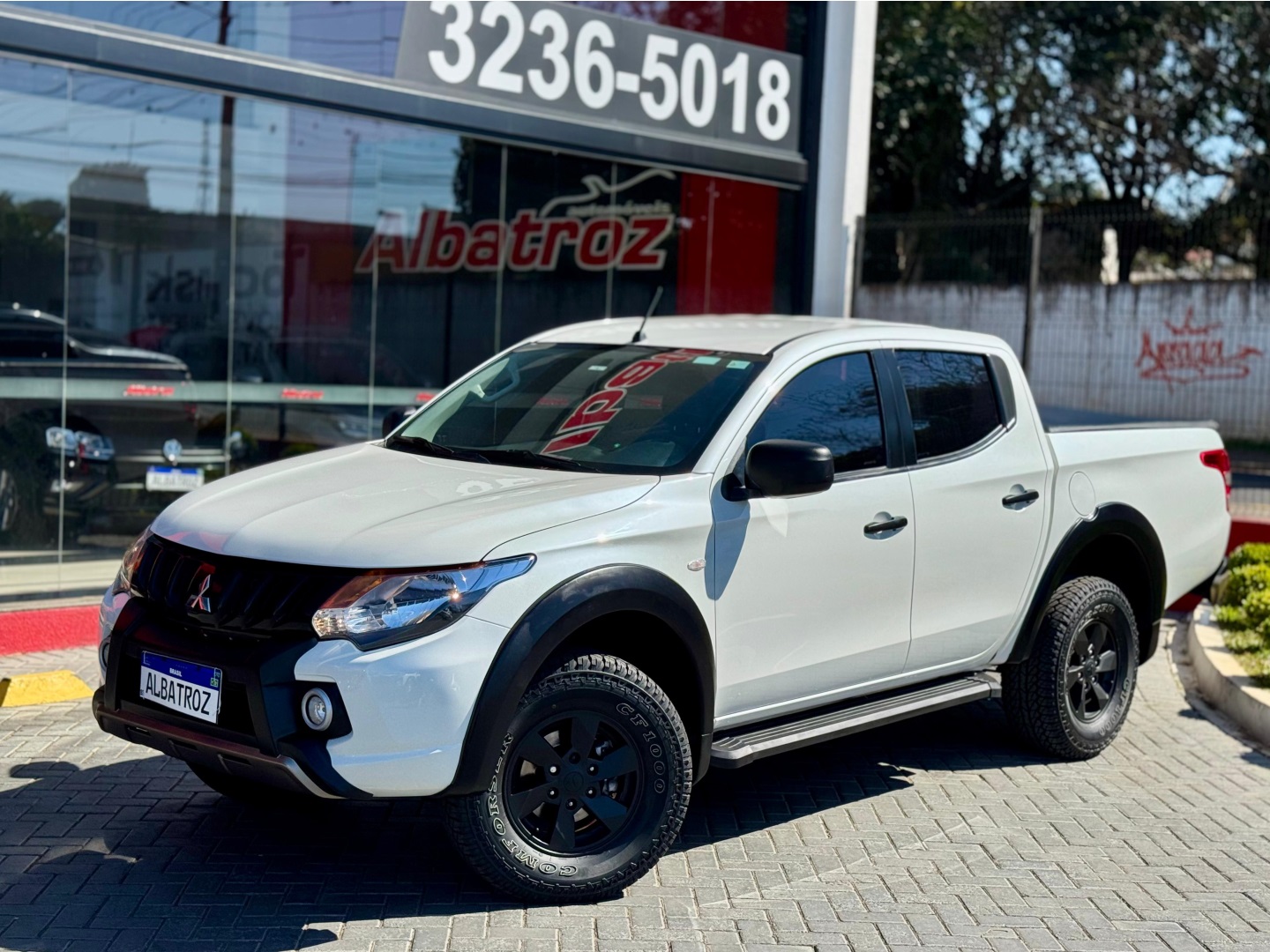 MITSUBISHI L200 TRITON