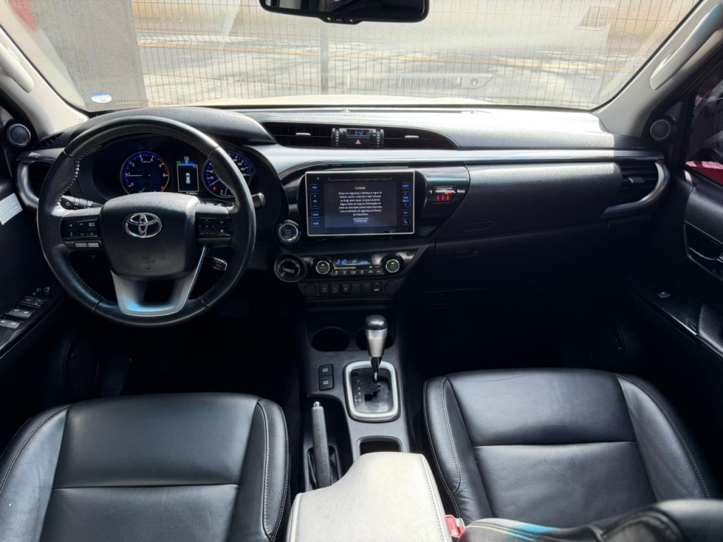 Toyota Hilux 2.8 Srv 4X4 Cd 16V Diesel 4P Automático - foto 7