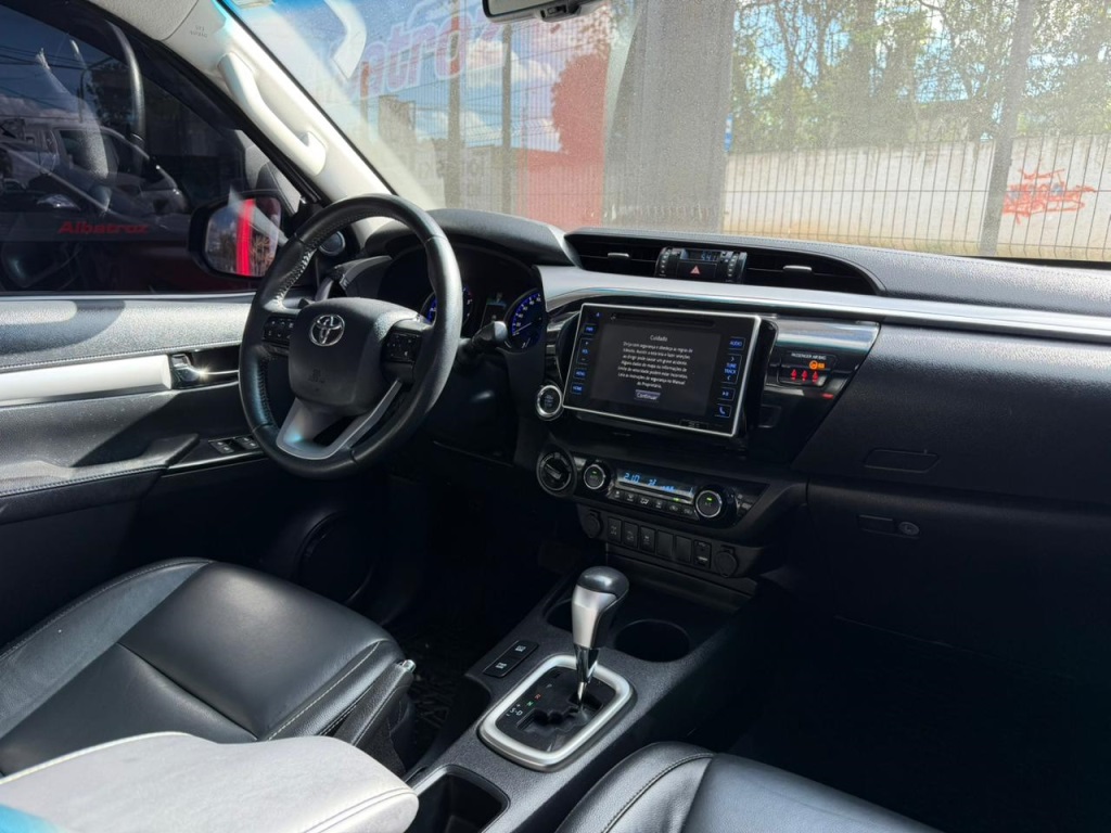 Toyota Hilux 2.8 Srv 4X4 Cd 16V Diesel 4P Automático - foto 10