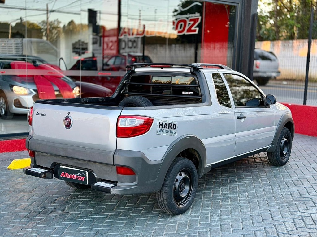 Fiat Strada 1.4 MPI Working Ce 8V Flex 2P Manual - foto 4