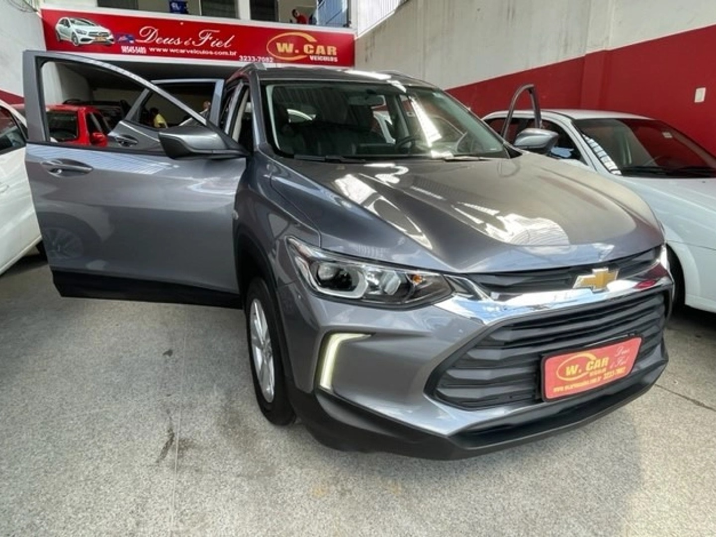 CHEVROLET TRACKER