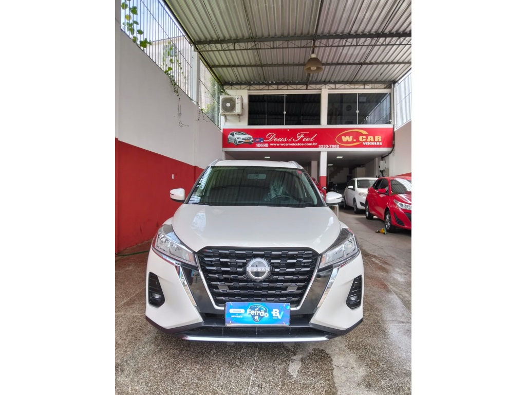 NISSAN KICKS