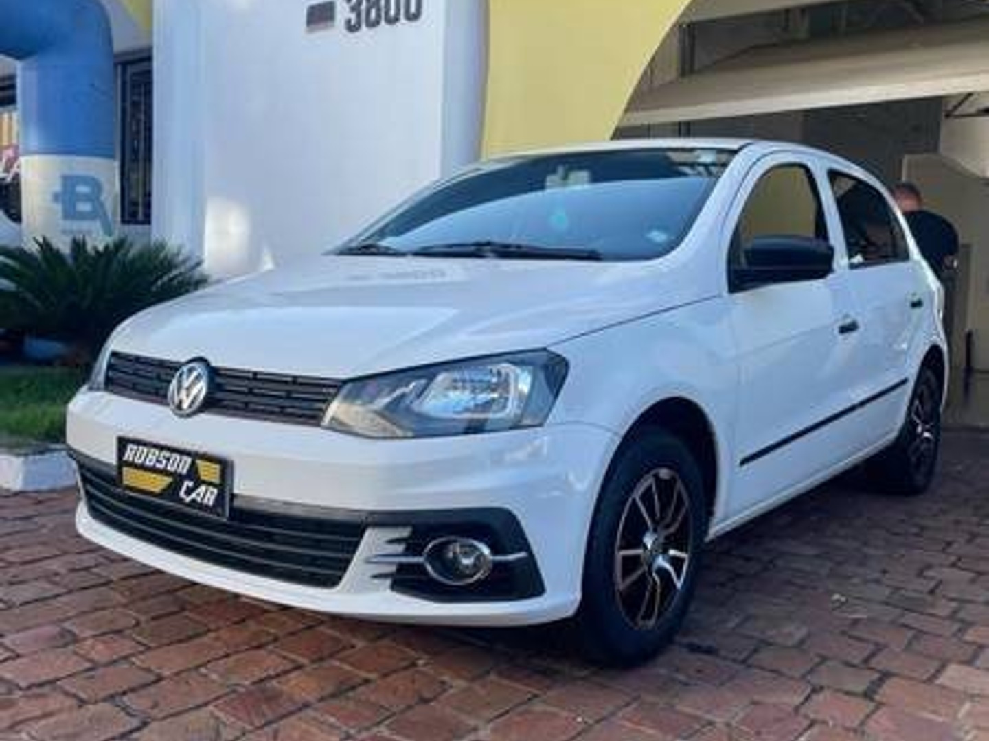 VOLKSWAGEN GOL
