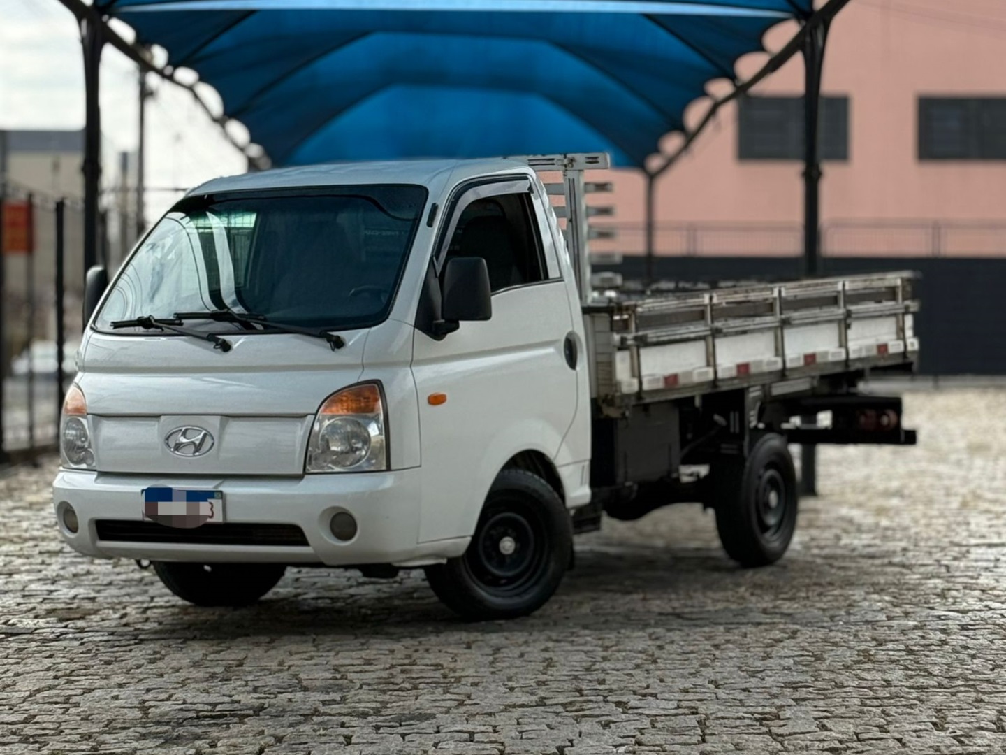 HYUNDAI HR