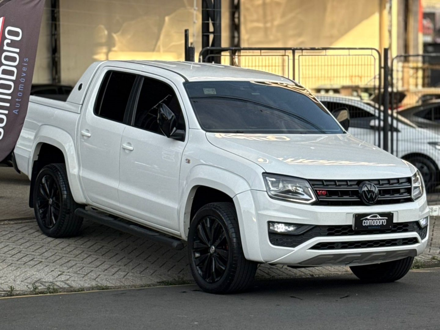 Volkswagen Amarok 3.0 V6 TDI Diesel Highline Extreme Cd 4motion Automático - foto 3