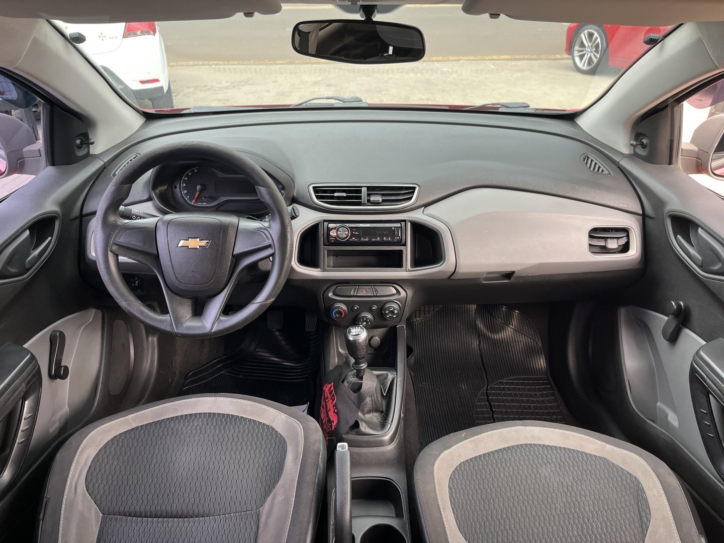 Chevrolet Onix Hatch Ls 1.0 8V Flexpower 5P Mec. - foto 8