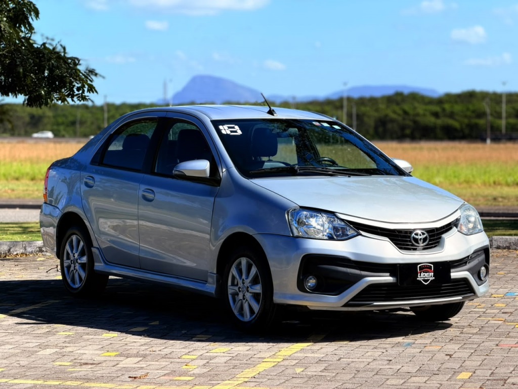 TOYOTA ETIOS