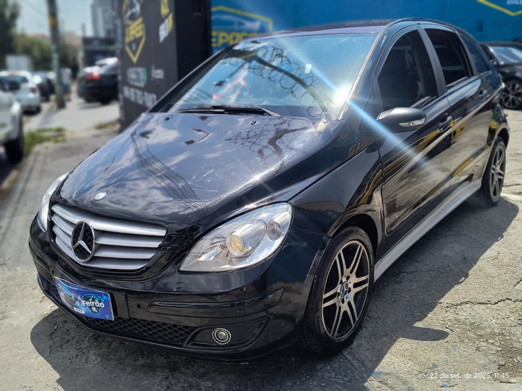 MERCEDES-BENZ B 200
