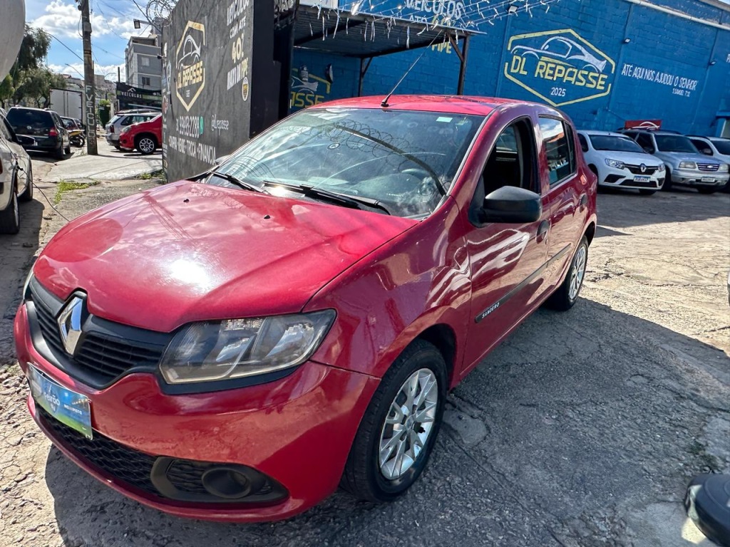RENAULT SANDERO