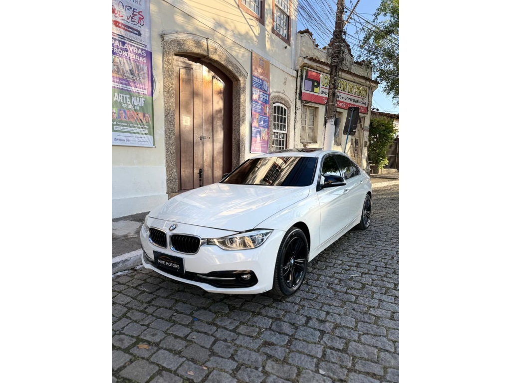 BMW 320i