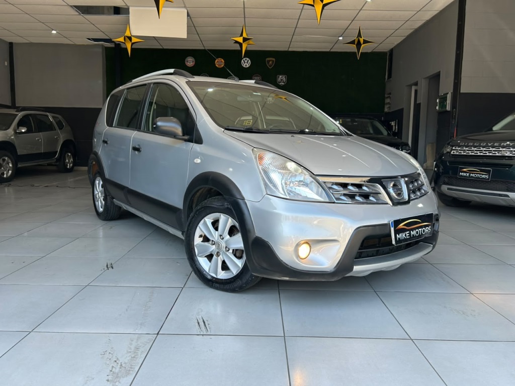NISSAN LIVINA