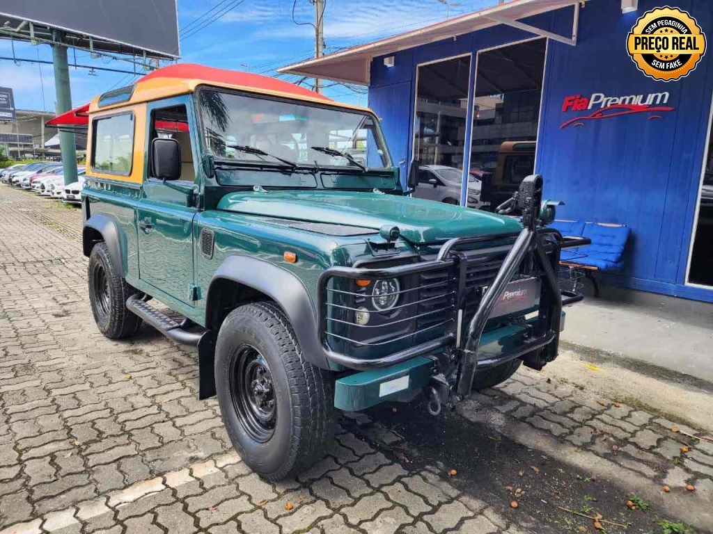LAND ROVER DEFENDER